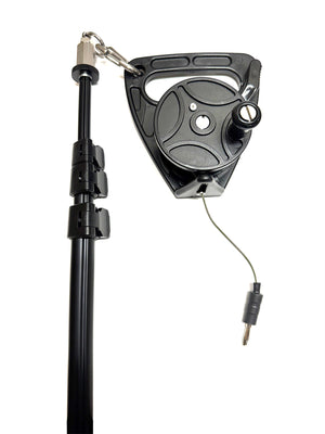 Wire antenna winder and feedpoint suspended from the CHA T-RISER